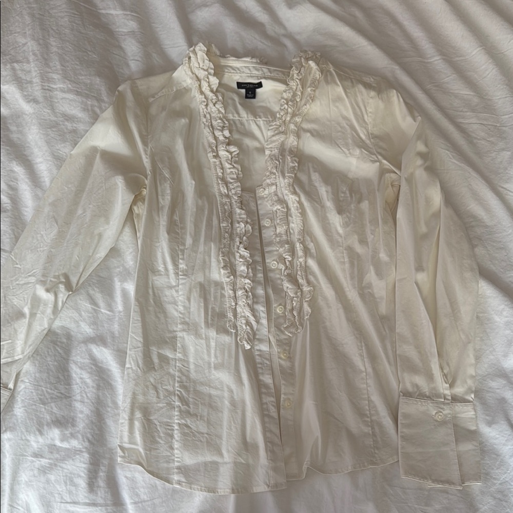 Ann Taylor White Ruffle Button-Down Blouse | Size 6